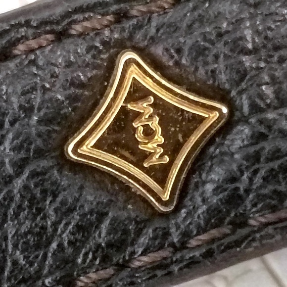 Beautiful MCM Black Leather Shoulder Crossbody Bag w/ Goldtone Hardware - Picture 8 of 16